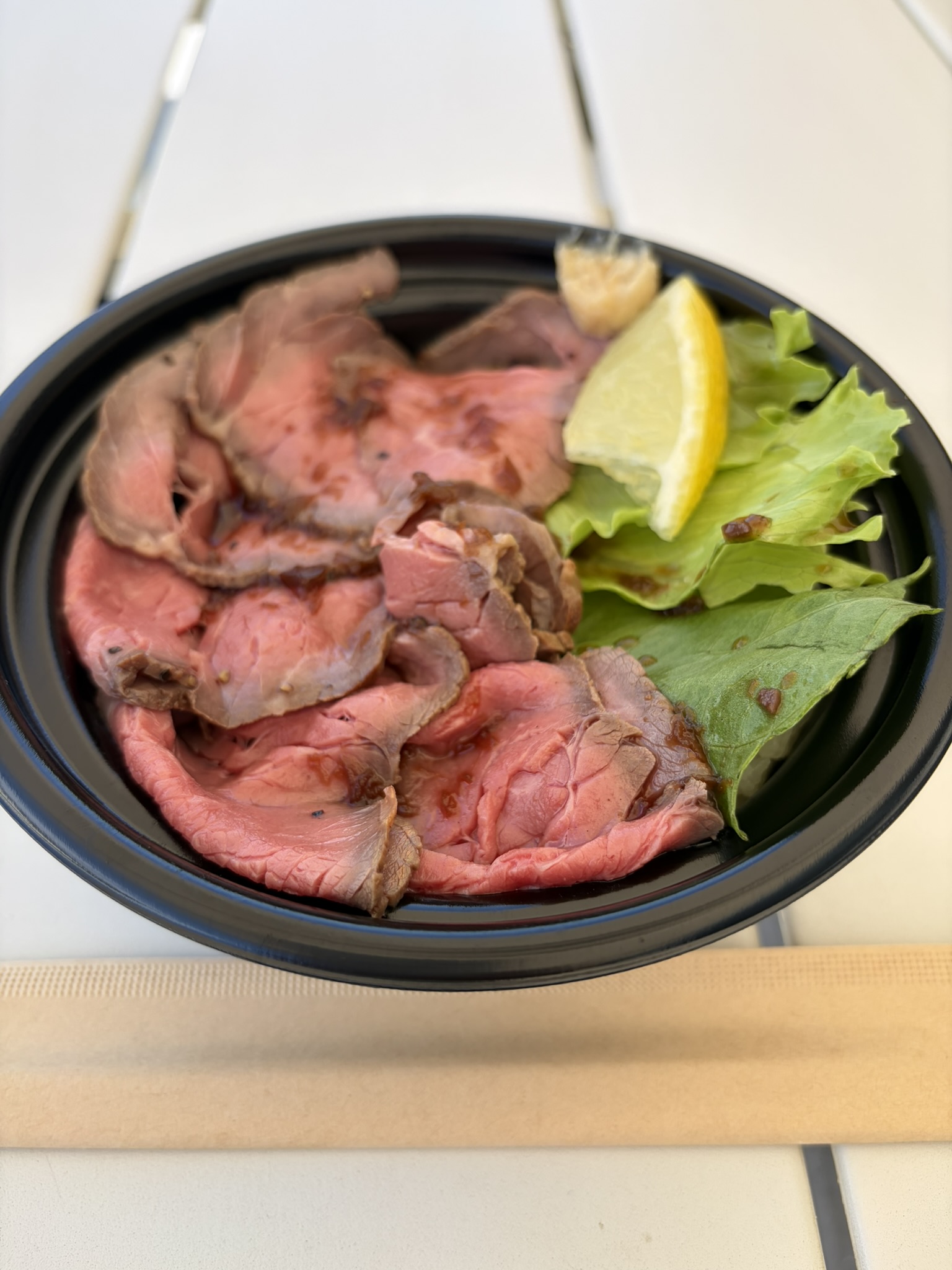 ローストビーフ丼